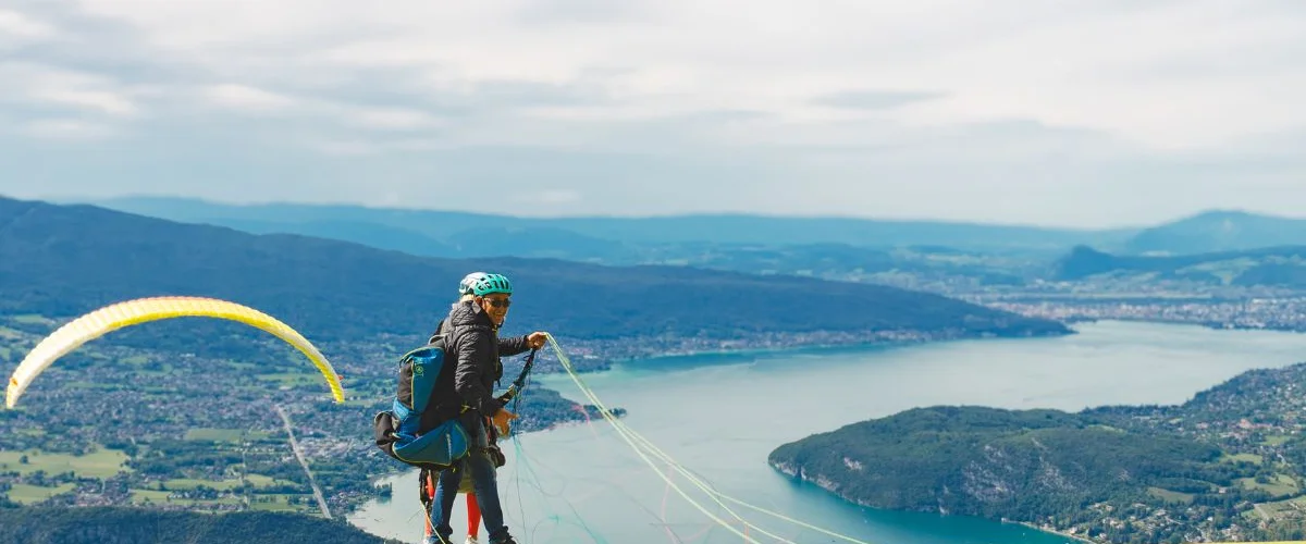Tous sur l'histoire du parapente : évolutions et explications